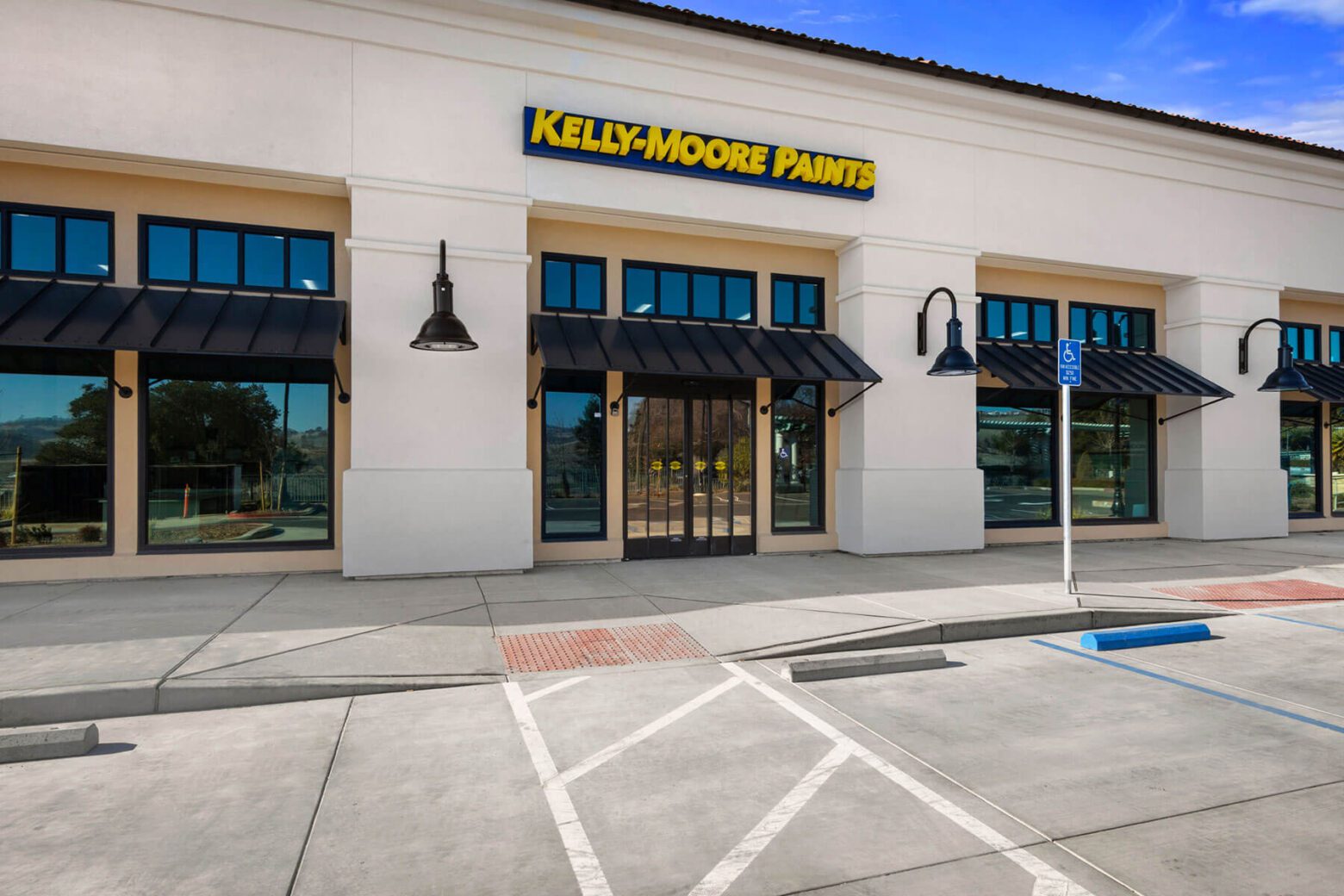 Kelly Moore Paints retail construction